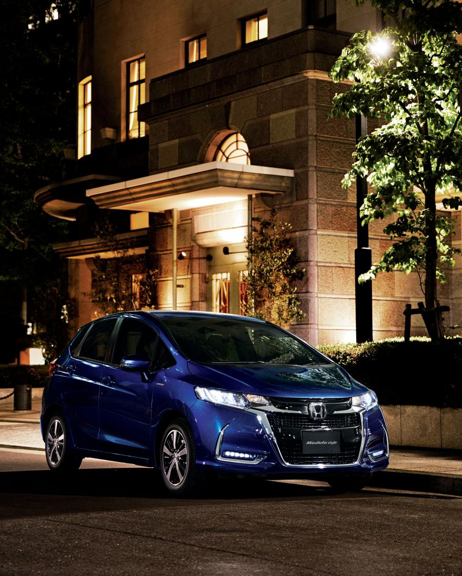  Honda Fit Modulo Style 2018 года  (JP) (фото 5 из 24)